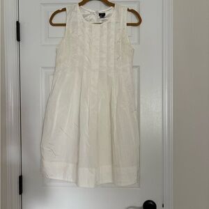 NWT Aziz Ivory/White Satin Pleated Dress Back Zipper Size Small